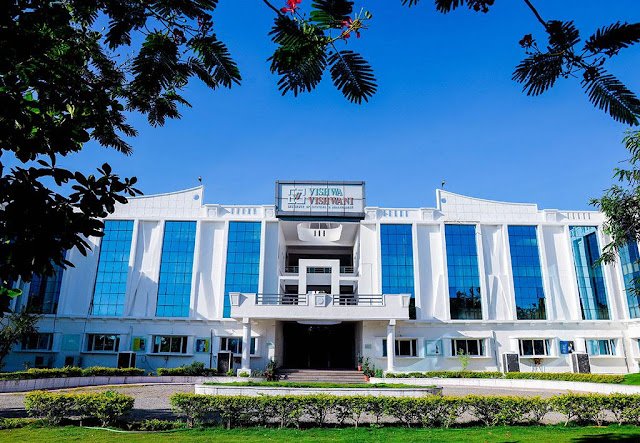 UGC-Approved Apprenticeship Embedded Degree Programme (AEDP) signals a futuristic model for tech education in India