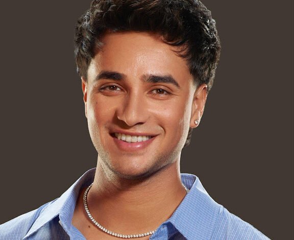 De Beers Group Partners with Abhishek Sharma to Champion Natural Diamonds in India